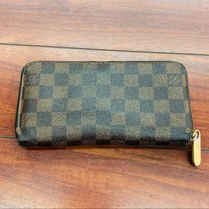 AUTH Louis Vuitton Damier Zippy Long Wallet